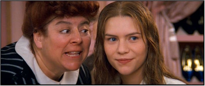 Miriam Margolyes with Claire Danes in Romeo and Juliet